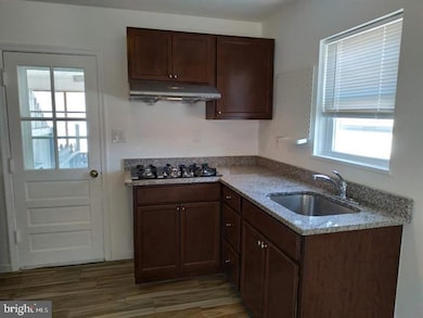 104 Lincoln Ave, Glen Burnie, MD 21061 - photo 5