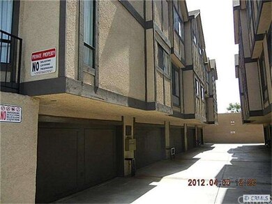 Attached Garage