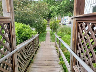 99 Atkinson St, Bellows Falls, VT 05101 - photo 4