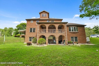 118 Chris Ali State Place, East Stroudsburg, PA 18302 - photo 4