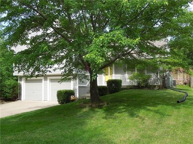 4911 Brockway St, Shawnee, KS 66226 - photo 2