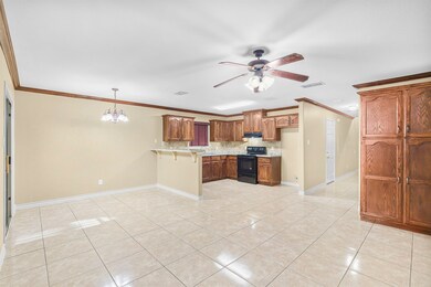 4248 Dorel Dr unit 101D, Laredo, TX 78043 - photo 6