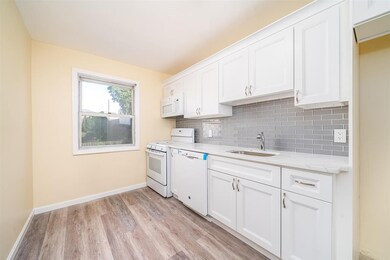 31 W 2nd St, Bayonne, NJ 07002 - photo 2