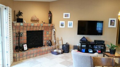 Family room 1