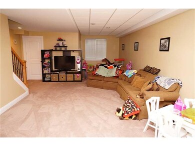 392 Curtis Ct, Batesville, IN 47006 - photo 4