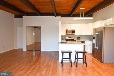 7857 Enola St unit 206, McLean, VA 22102 - photo 3