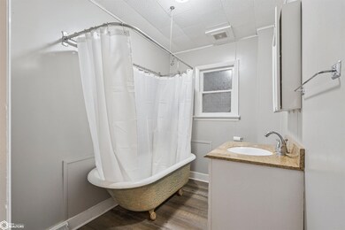 1916 Avenue F, Fort Madison, IA 52627 - photo 7