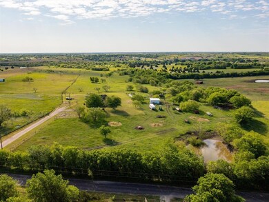206 Walker Creek Rd, Ennis, TX 75119 - photo 3