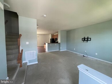23 Streamside Place, Falling Waters, WV 25419 - photo 2