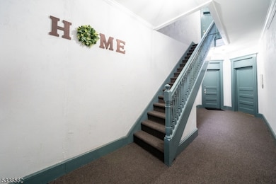 9 Kling St unit 2, West Orange, NJ 07052 - photo 2