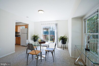 3001 Hickory Grove Ct, Fairfax, VA 22031 - photo 7