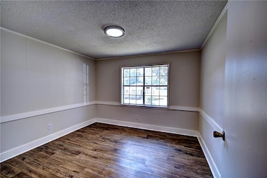 1427 Dixie St, Natchitoches, LA 71457 - photo 3