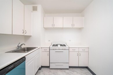 The Emerald unit 1707, Jersey City, NJ 07310 - photo 6