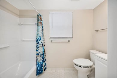 800 Mallery St unit B13, Saint Simons Island, GA 31522 - photo 7