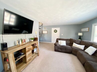 830 Jefferson St, Covington, IN 47932 - photo 6