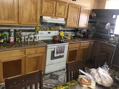 8811 N 39th Ave, Phoenix, AZ 85051 - photo 3