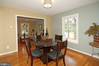 8332 Toll House Rd, Annandale, VA 22003 - photo 6