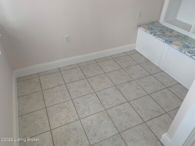 1522 Rosewood Ave, Louisville, KY 40204 - photo 7
