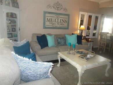 406 E 6th St, Claremore, OK 74017 - photo 3