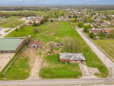 251 S Nicholas Rd-5