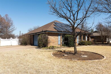 8601 Kirk Ln, North Richland Hills, TX 76182 - photo 2