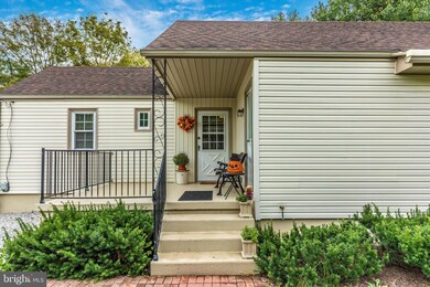 8488 Shepherdstown Pike, Shepherdstown, WV 25443 - photo 2