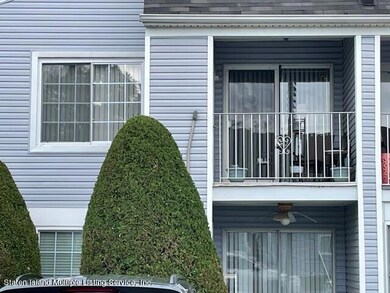 55 Gervil St, Staten Island, NY 10309 - photo 2