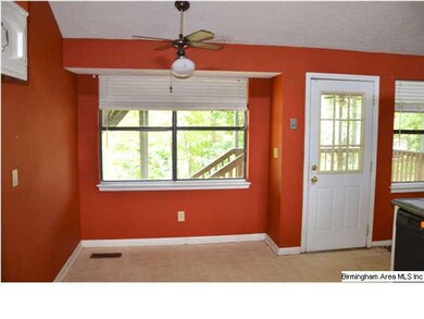 Kitchen eating area