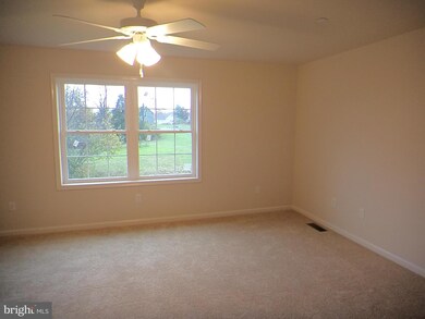 541 Shook Ct W, Greencastle, PA 17225 - photo 5