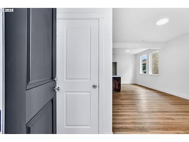 6203 NE 43rd St, Vancouver, WA 98661 - photo 7