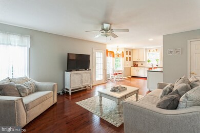 1028 Lake Claire Dr, Annapolis, MD 21409 - photo 6