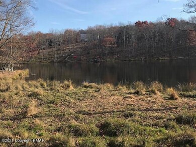 458 Lakeside Dr, East Stroudsburg, PA 18301 - photo 4
