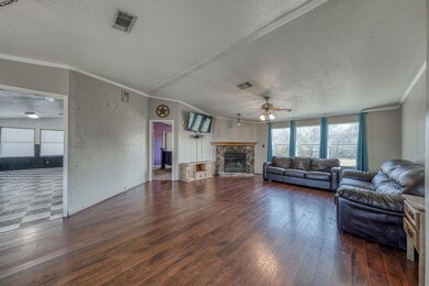 5903 Mineral Wells Hwy, Weatherford, TX 76088 - photo 3