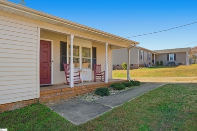 104 Apollo Ave, Greer, SC 29651 - photo 2