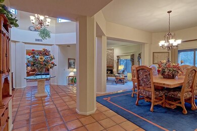 Dining Opens to Gathering Room