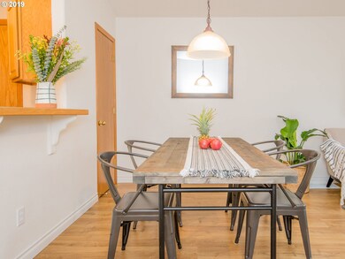 510 NE Lawrence Ave, Portland, OR 97232 - photo 5