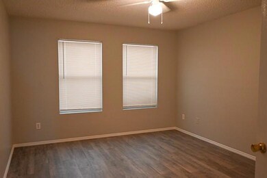 8133 Montecito Dr, Denton, TX 76210 - photo 6