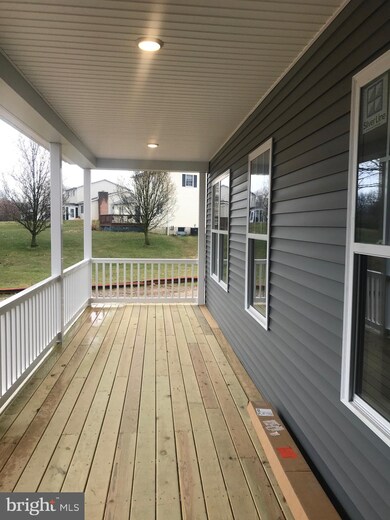 1720 Old Kiln Dr, Chambersburg, PA 17202 - photo 2