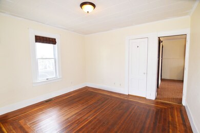 363 Montcalm St unit 1, Chicopee, MA 01020 - photo 4