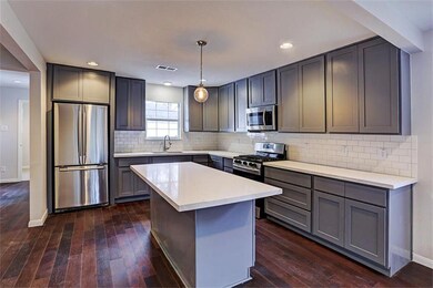 4914 Ventura Ln, Houston, TX 77021 - photo 3