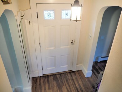 1072 Maplewood Ave, Portsmouth, NH 03801 - photo 4