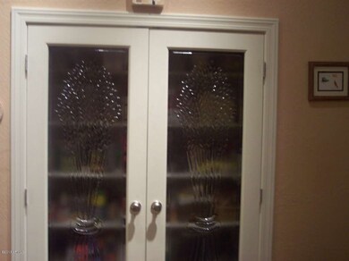Pantry w/Etched glass doors
