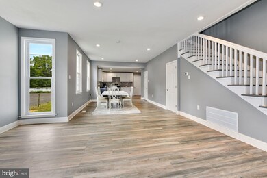 121 E 5th St, Palmyra, NJ 08065 - photo 7