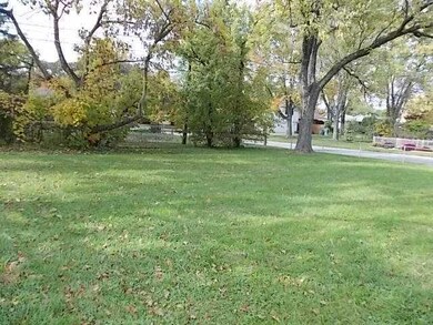 3731 Eisenhower Rd, Columbus, OH 43224 - photo 3