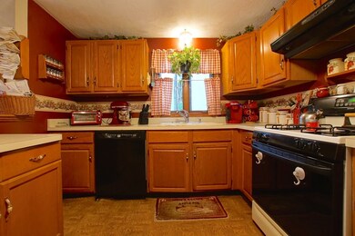 9 Christie Dr unit 1, Newburyport, MA 01950 - photo 7