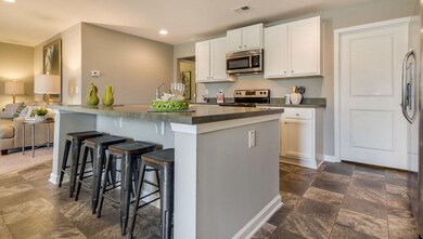 Eat-in Kitchen