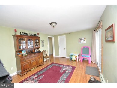 2192 W Dell Rd, Bath, PA 18014 - photo 6
