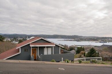 233NEViewDr (2)