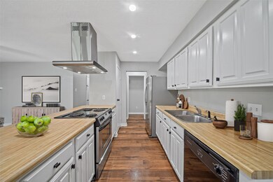 332 Old Course Dr, Friendswood, TX 77546 - photo 6