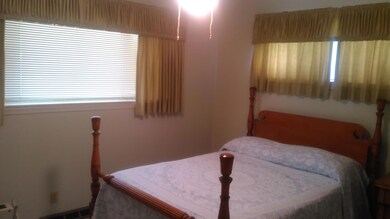 Ridge Road Bed 3